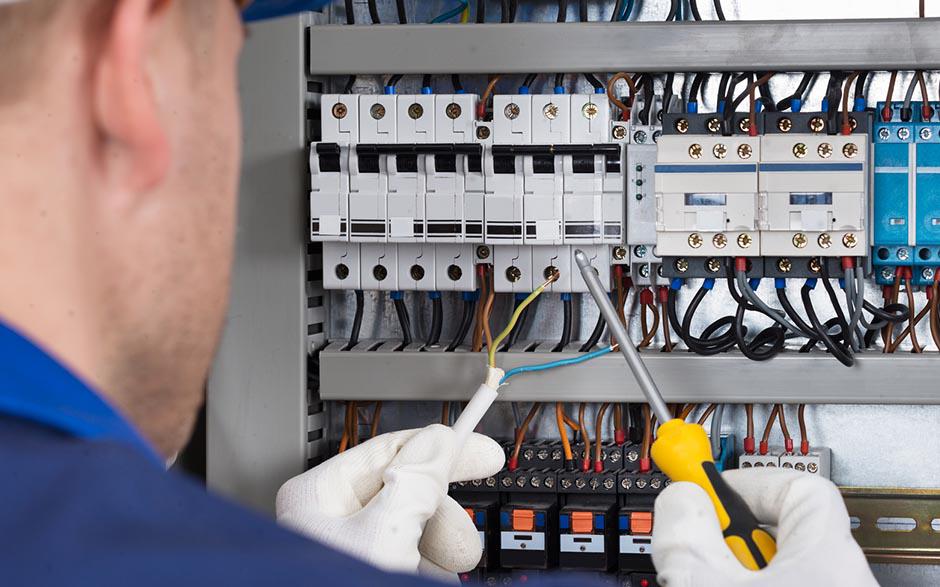 cherche électricien Sceaux