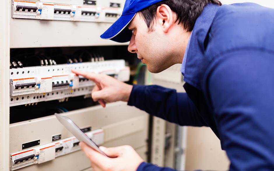 cherche électricien Sceaux